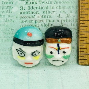 Vintage Japanese KABUKI Dance Theatre Chinese Opera Masks Tiny Mask Hand Painted - French Feve Feves Figurines Dollhouse Miniatures  W124