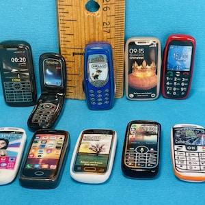 Tiny Smart Mobile Cell Phone Cellular flip phones French Feve Feves Porcelain Dollhouse Accessories Decor Miniatures T175