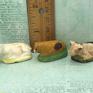 Tiny COW Calf Cows Cattle Perfect for a Nativity Vintage Animal Animals Farm French Feve Feves Porcelain Figurines Dollhouse Miniatures CC61