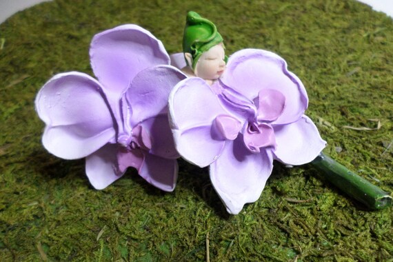 Lavender Orchid Sleeping Fairy Baby Miniature Garden Accessory Terrarium Flower Container Gardening Indoor Fairy Garden Table Centerpiece
