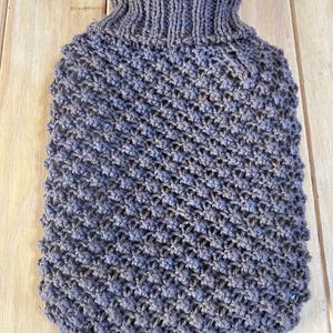 Blackberry pattern hot water bottle cover knit with silk/wool blend