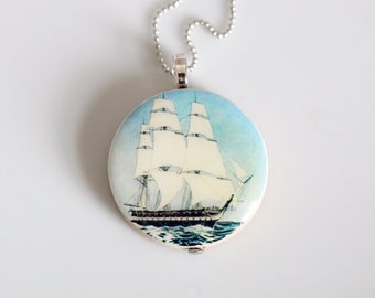 New * Ahoi maritime nostalgic sailing ship wooden pendant chain