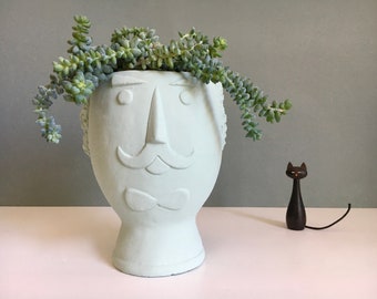 NIEUW & Groot! Bubikopf Bloempot Gezicht Plantenhoofd Figuurhoofd Baard Schnauzer Snor Vaas Beton Plantenbak SAGE