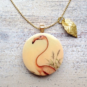 Flamingo & Leaf ᵀᴴᴱ ORIGINAL wooden pendant necklace image 1