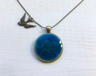Sea lights ceramic amulet swallow necklace