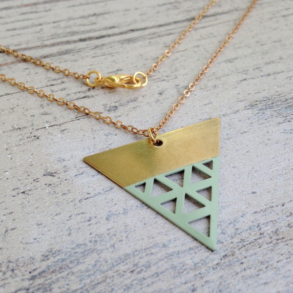 mint Dreieck Triangle  Messing Anhänger an Kette