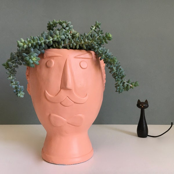 NEU & Groß! Bubikopf Blumentopf Gesicht Pflanzkopf Figur Kopf Bart Schnauzer Moustache Vase Beton Übertopf KORALLE