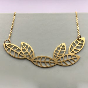 scandinavian leaf pendant floral chain necklace image 6