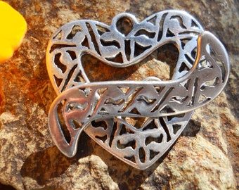 Großer Sterling Silber Herz Knebelverschluss (26 mm x 33 mm)