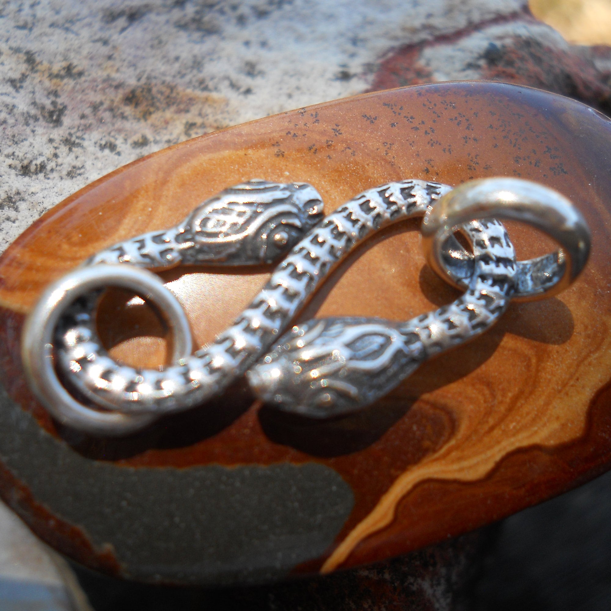 Silver Plated Snake S-clasp: White Bronze Jewelry Closure (30 Mm