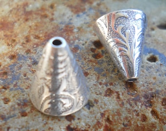 Sterlingzilveren kegels met bloemmotief: benodigdheden voor het maken van sieraden