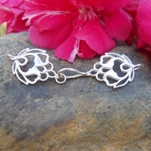 Silver Plated Lotus Hook and Eye Clasp (70 mm x 17 mm)