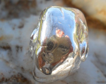 Organisk sterlingsilverpärla: Lätt smyckeskomponent (11 mm x 12 mm)