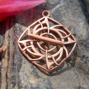 Solid Copper Toggle Clasp: Ring and Bar (29 mm x 25 mm)