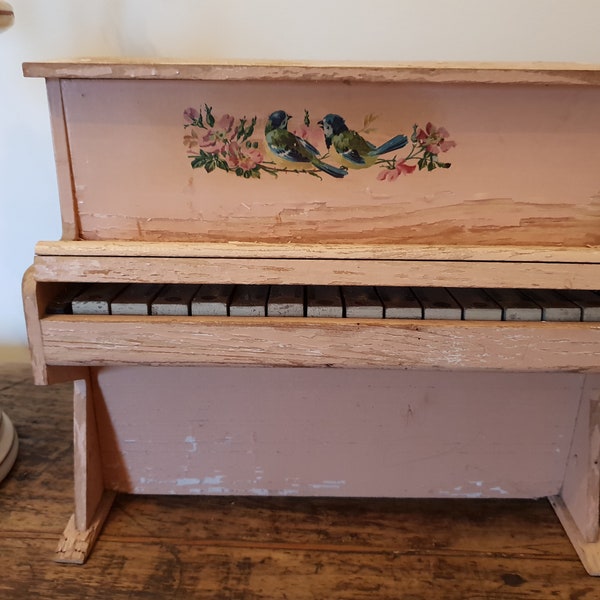 piano , jouet piano vintage 1950