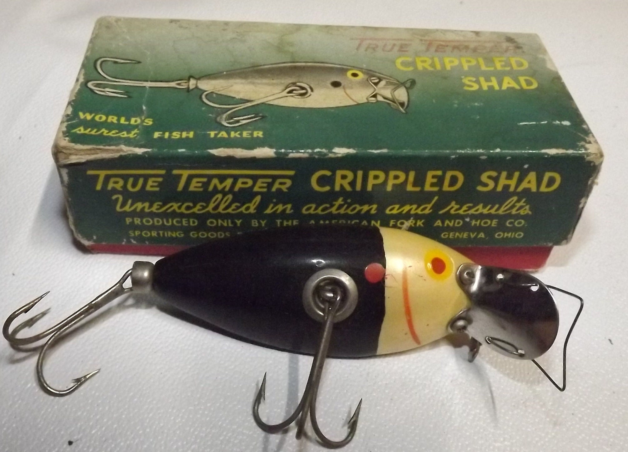 Vintage True Temper Crippled Shad Fishing Lure Bait Crankbait