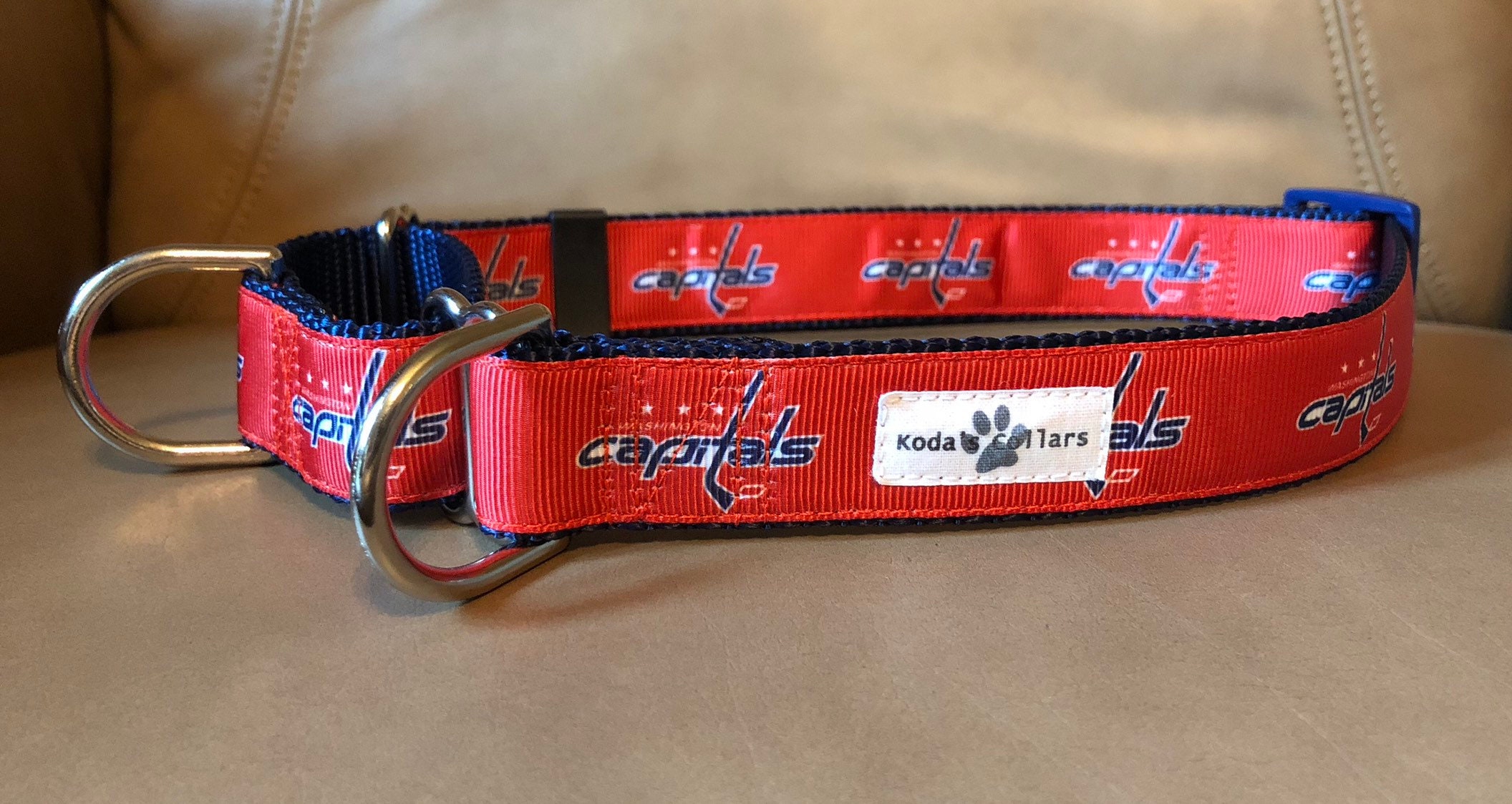 Washington Capitals Pink Hockey Sports Team Dog Collar and 
