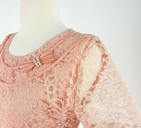 Vintage 40s Dress S M ~ Pretty Peach Pink Lacey 1… - image 4