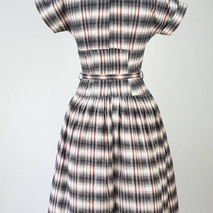 Vintage 1950s Dress S M White Red Black Plaid Fit & Flare Dress Fitted Shelf Bodice Wasp Waist Lace Trim Collar Tie Bow Cuffed Sleeves image 10