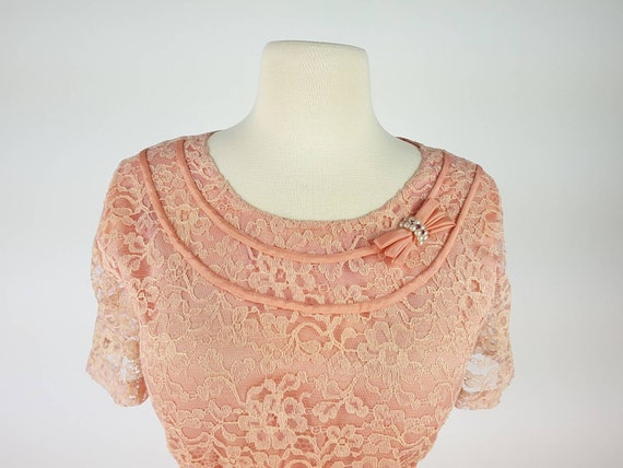 Vintage 40s Dress S M ~ Pretty Peach Pink Lacey 1… - image 2