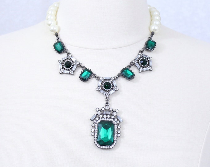 Green Statement Necklace Deep Green Rhinestone Chunky Necklace Christmas Necklace Victorian style jewelry Emerald Green gift for mom