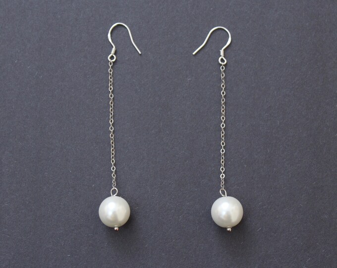 Long chain pearl earrings, pearl dangle earrings, solitaire pearl earrings, bridal earrings, wedding earrings, big pearl earrings