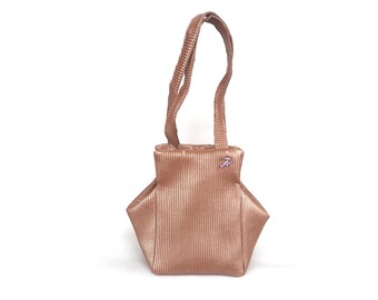 Pink Shoulder Bag, Salmon Pink Bag, Faux Leather Satchel, Vegan Leather Shoulder Tote, Everyday Handbag, Zipper Handbag, Powder Pink Bag