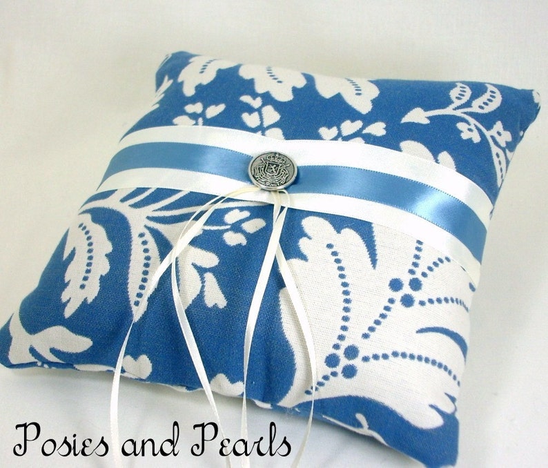 Cotton Leaf Print Ivory and Blue Ring Bearer Pillow Reversible Wedding Ring Cushion Colonial Blue Oak
