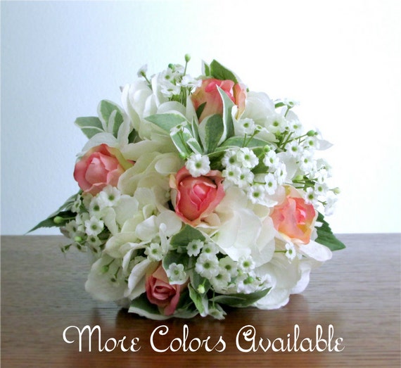 Fard à Joues Rose Blanc Et Vert Bouquet De Fleurs De Soie Petite Roses Hortensia Gypsophile Couleurs Personnalisées Disponibles Sweetheart