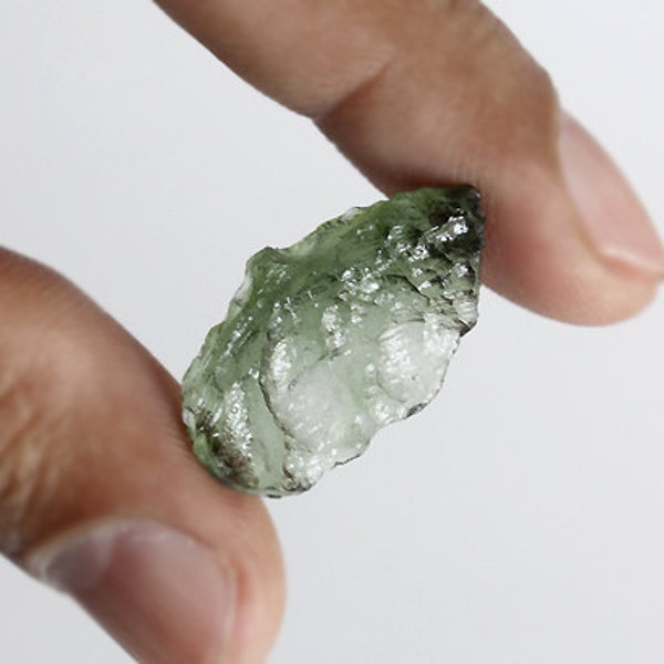28x16x6MM Natural Powerful Moldavite Stone RG-8448