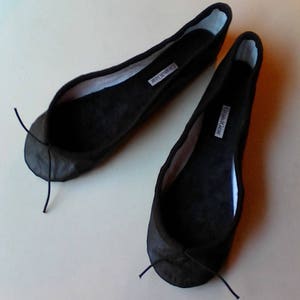 low cut ballet flats