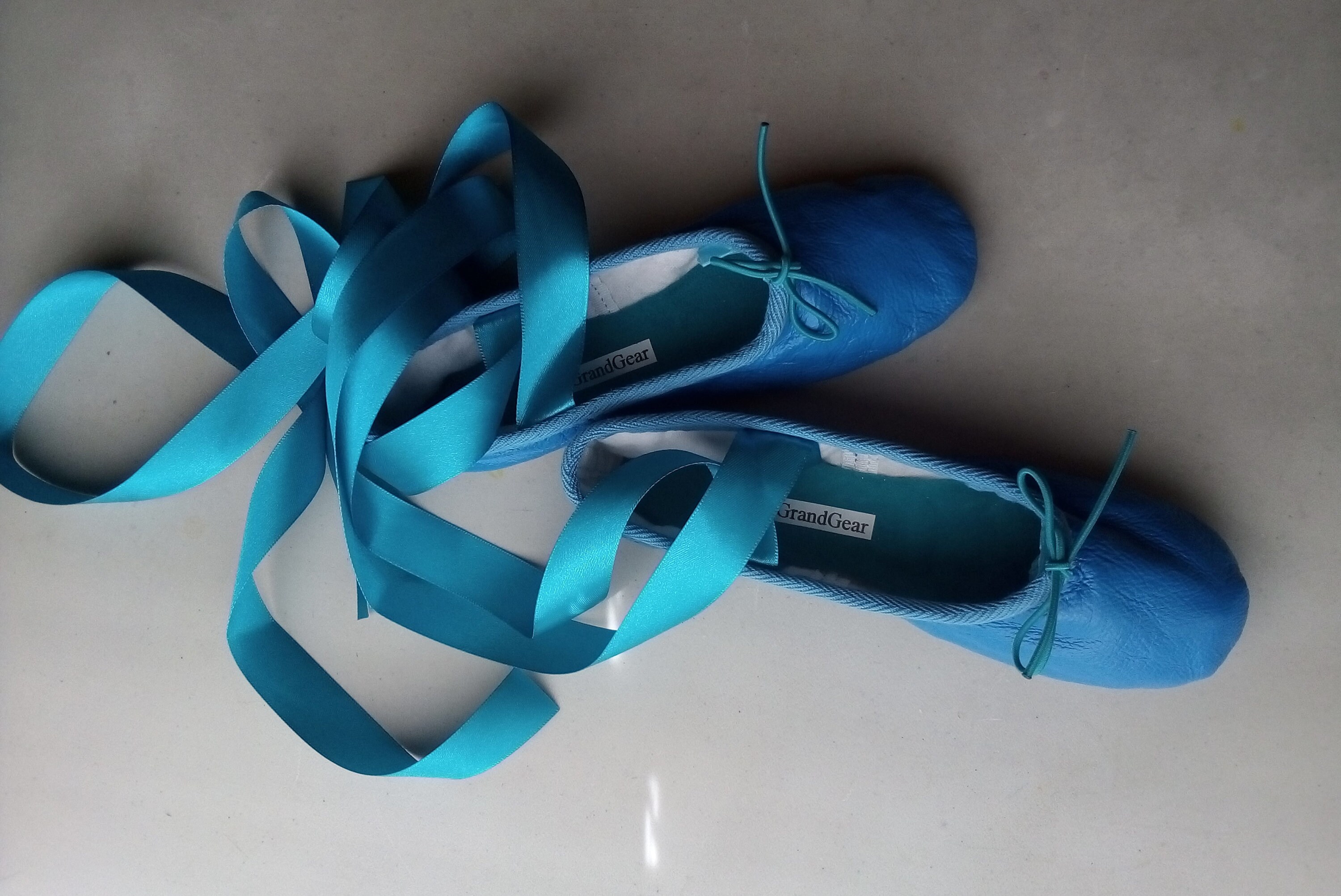 Distraktion cache Der er behov for Ready to Ship Now Bright True Blue Leather Ballet Slippers - Etsy Denmark