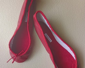 ¡¡¡Listo para enviar ahora!!! Zapatillas de ballet de cuero rojo de corte extremadamente bajo - Talla US 9 (Longitud del zapato = 26,5 cm)