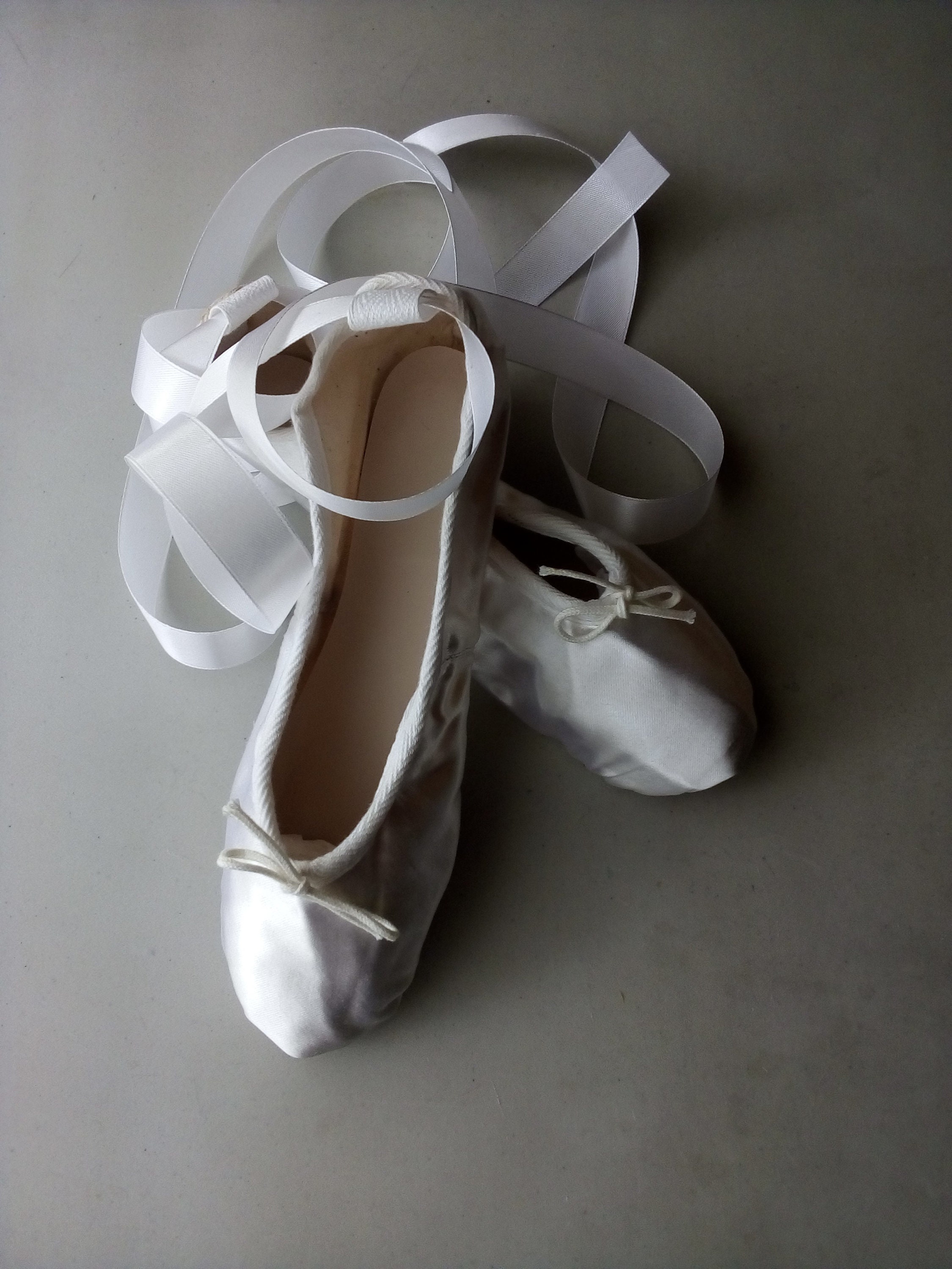 Ballet pumps store with ribbons