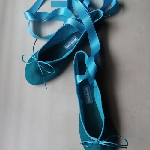 turquoise slip on shoes