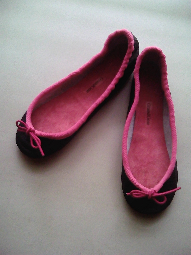 hot pink pointe shoes