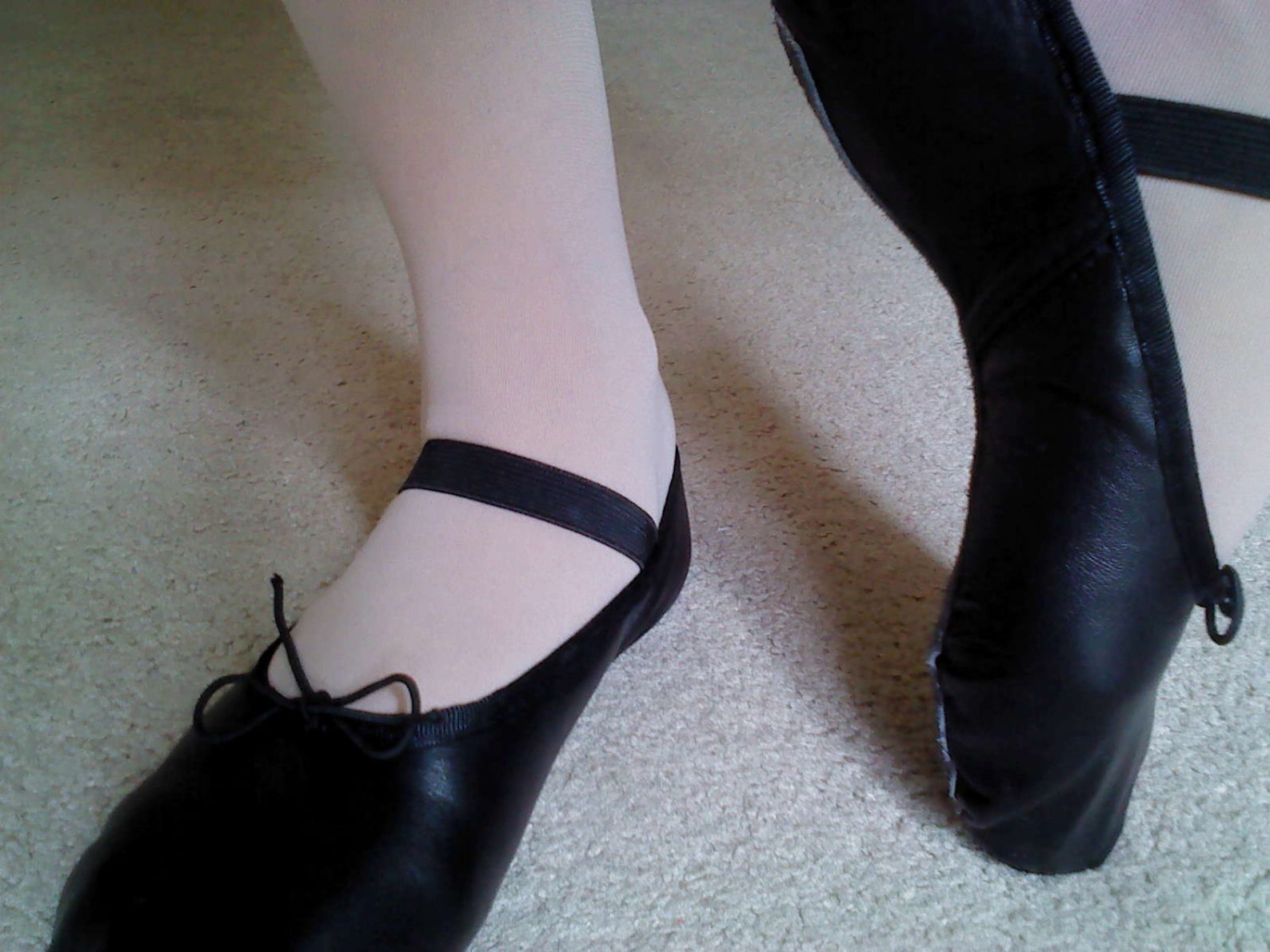 black leather ballet shoes - full sole