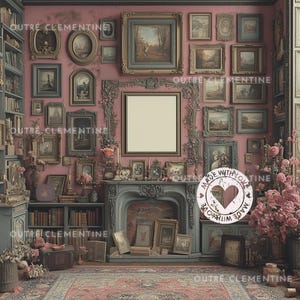 Puede incluir: Una habitación de estilo vintage con una chimenea y una estantería llena de libros. Las paredes están pintadas de un rosa pálido y adornadas con numerosas imágenes y obras de arte enmarcadas. La habitación está decorada con un tema romántico y caprichoso, con un sello en forma de corazón que dice "Made with Love".