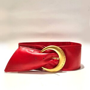versace red belt