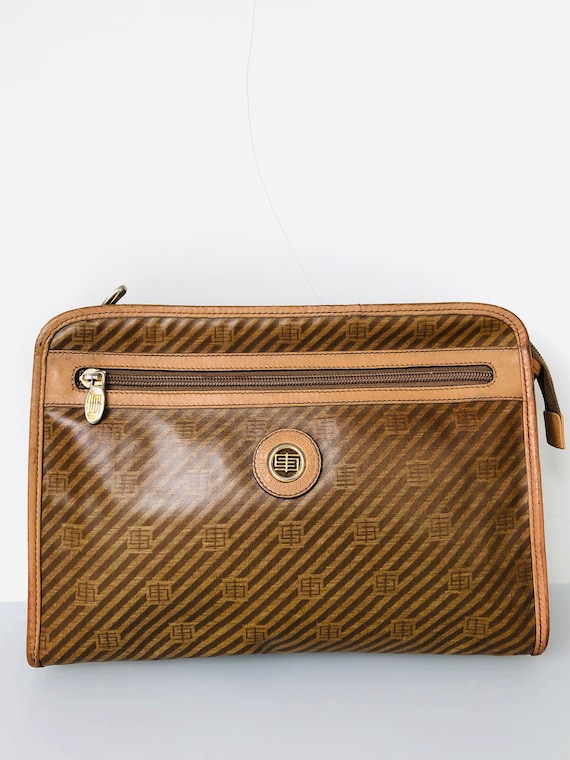 Emilio Pucci patent purse hand bag clutch