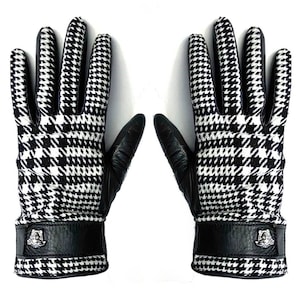 1990s Gianni Versace Houndstooth Wool Leather Medusa Gloves