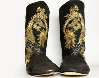 2000s Giuseppe Zanotti Embroidered Dragon Black Leather Calf  display picture 3