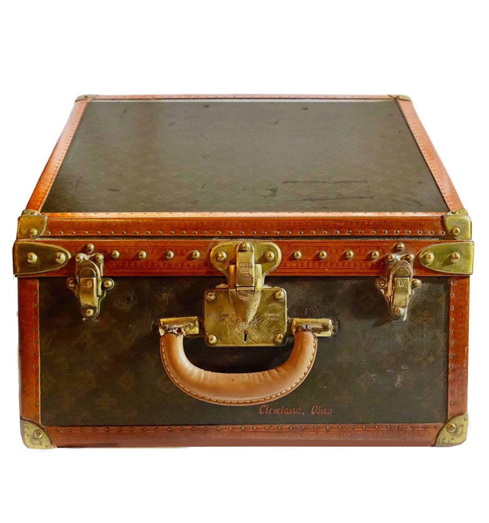 Sold at Auction: LOUIS VUITTON MONOGRAM CANVAS SHOE TRUNK, Serial