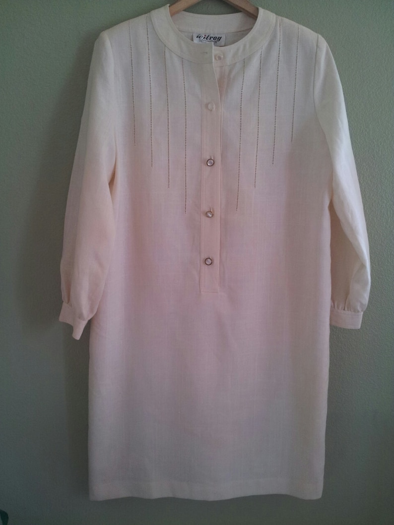 Vintage Classic White Long Sleeve Sheath Dress by The Wilroy Traveler New York Size 14