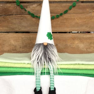 St Patrick's Day Irish Gnome Nisse - ( 9 inch) White with Gray/white beard and legs shamrock