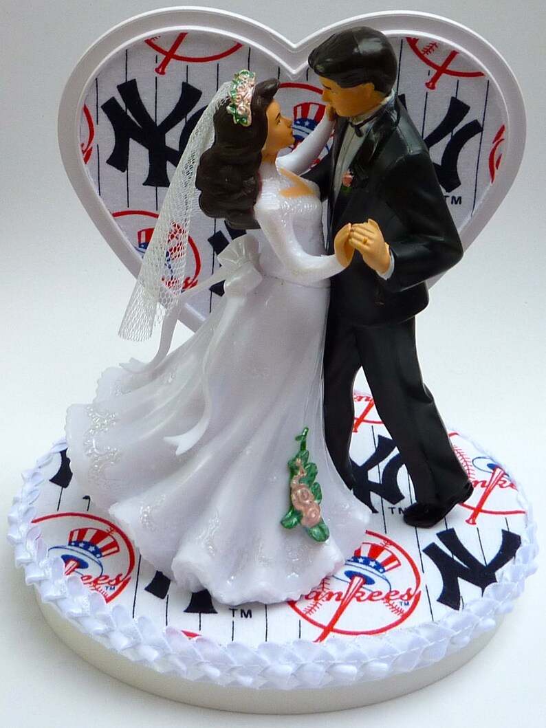 Wedding Cake Topper New York Yankees Themed Baseball Funny Bride Groom Glove Fan
