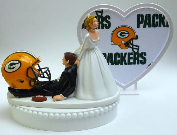 wedding cake topper green
