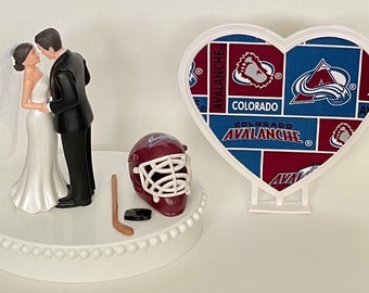 Wedding Cake Topper Colorado Avalanche Hockey Themed Pretty Short-Haired Bride and Groom Unique Sports Fans Groom's Cake Top Reception Gift