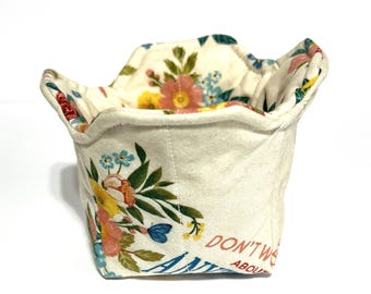 Floral Pint Cozy: Reversible Cotton ice cream / single serving soup / Mac and cheese / Cereal / Snack Cozy