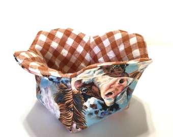 Cow Ice Cream Pint Cozy / Single Soup Hot Pad / Housewarming Gifts / Farm Animal Kitchen accessories / Cow Lovers Gifts